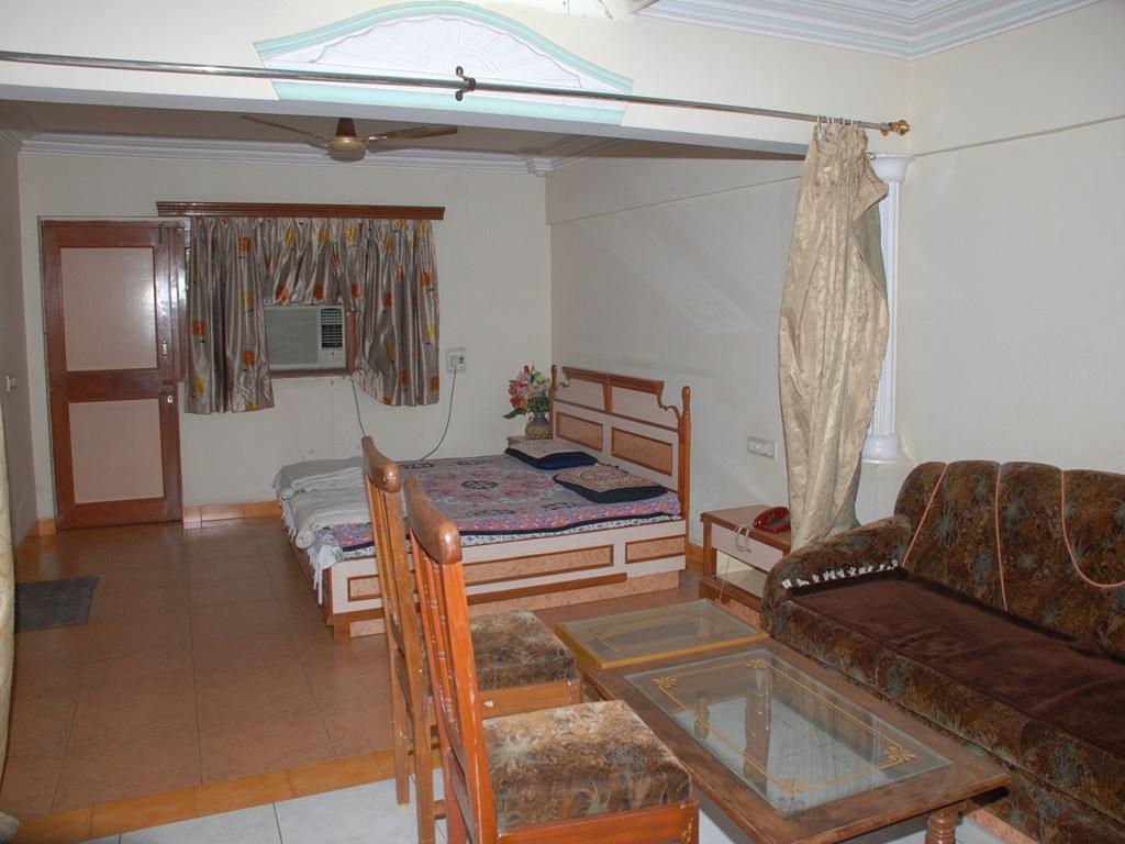 Hotel Nyay Mandir Bharuch Quarto foto